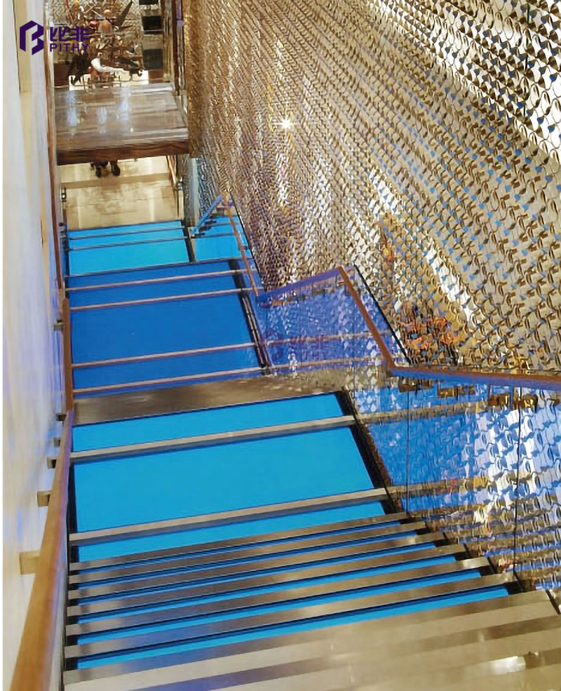 不锈钢楼梯装饰工程