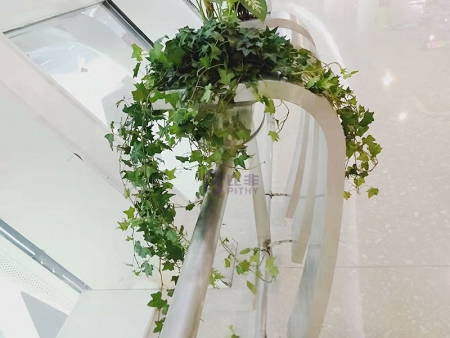 不锈钢花箱好在哪里？装饰实用性怎么样